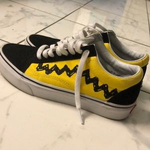 Peanut Vans